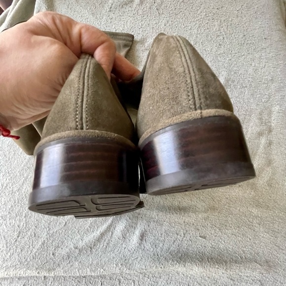 STUART WEITSMAN Lowland Suede Over-The-Knee Boots - Picture 4 of 10